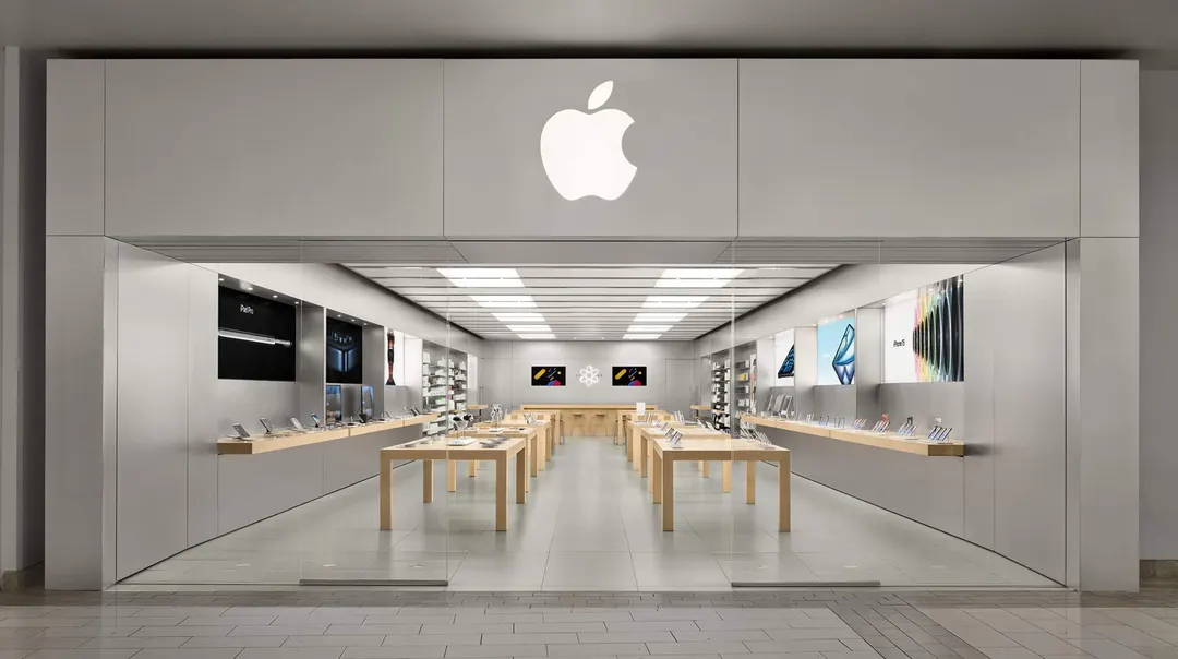 Queues for iPhone Duo form days before launch