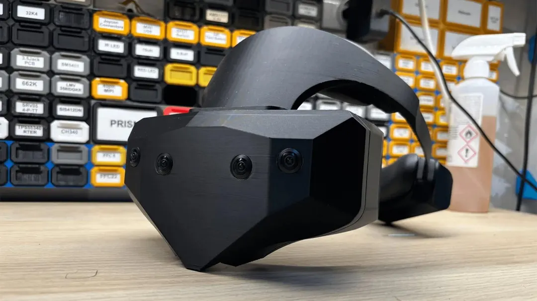 Vector Gear is an open-source VR headset with dual chips and face tracking