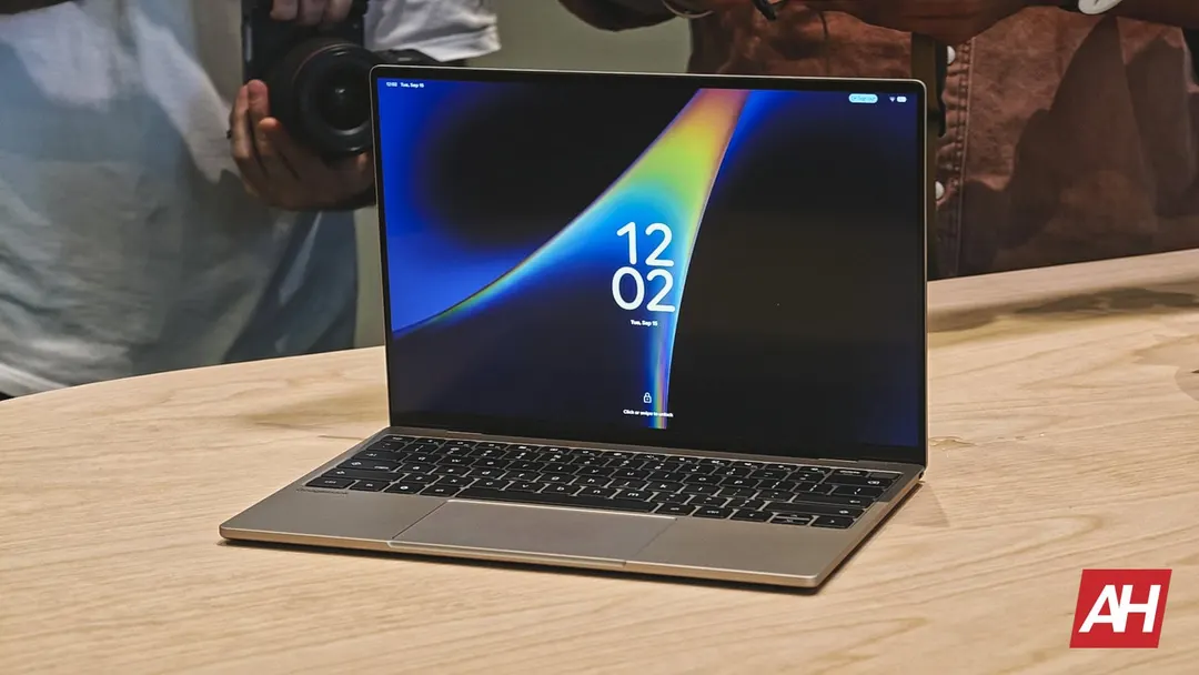 Google confirms fix for Googlebook OLED black level bug