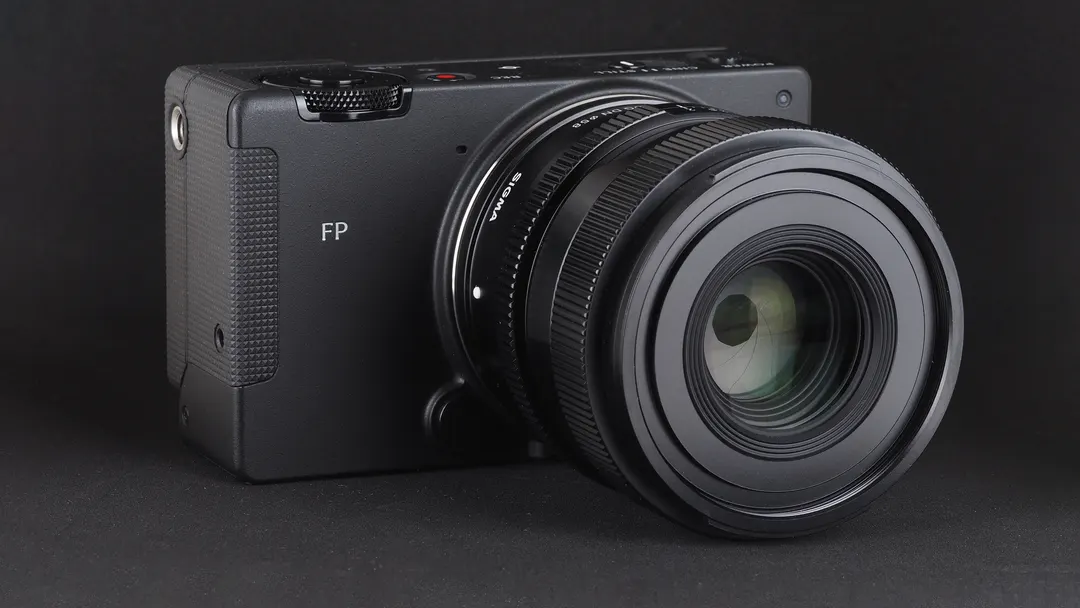 Sigma FP2: smallest full-frame mirrorless gets partially stacked sensor and 6K video