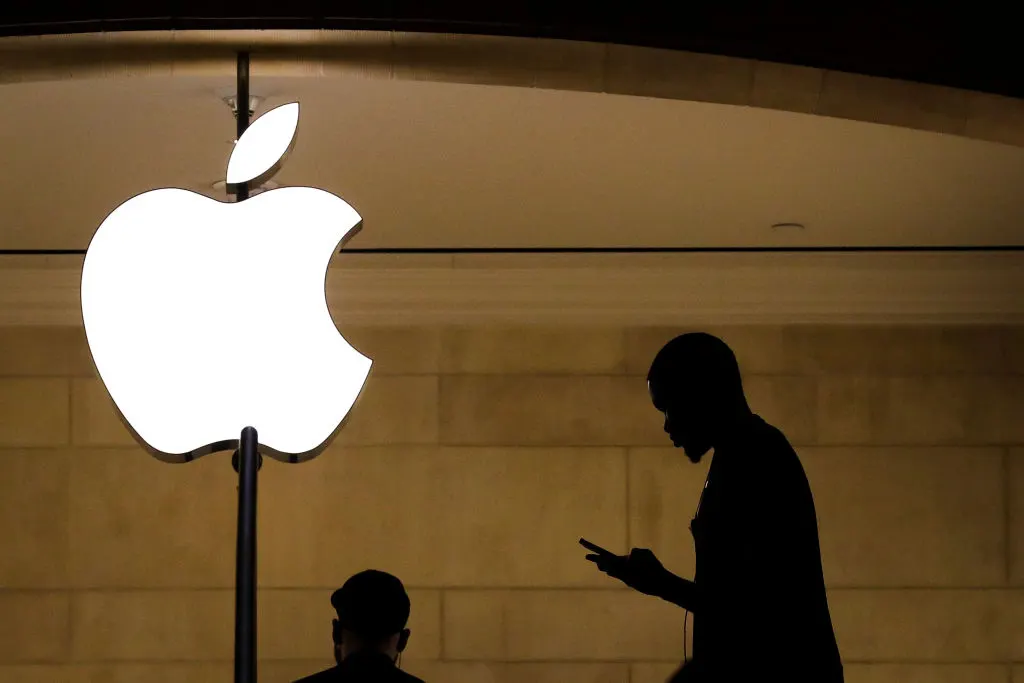 UK CMA Proposes Opening iPhone NFC to Rival Wallets