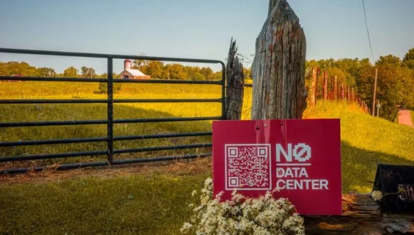 Trump urges data center operators to pay dividends to host communities