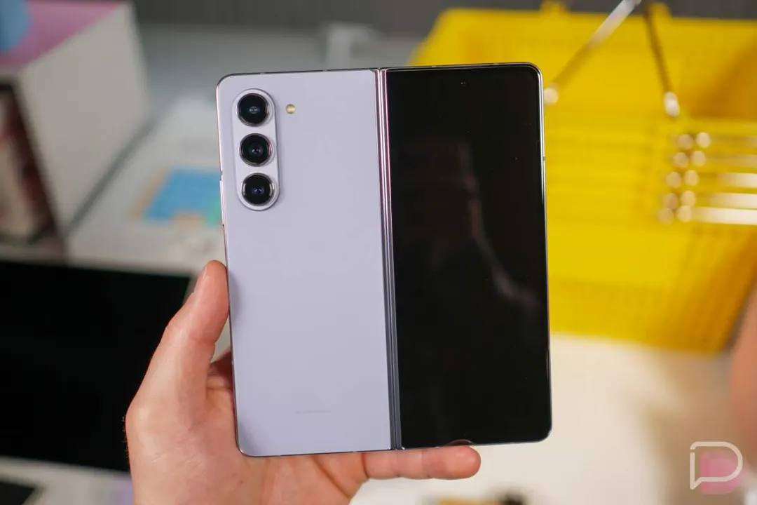 One UI 9 on Android 17 reaches US Galaxy Z Fold 5 and Z Flip 5