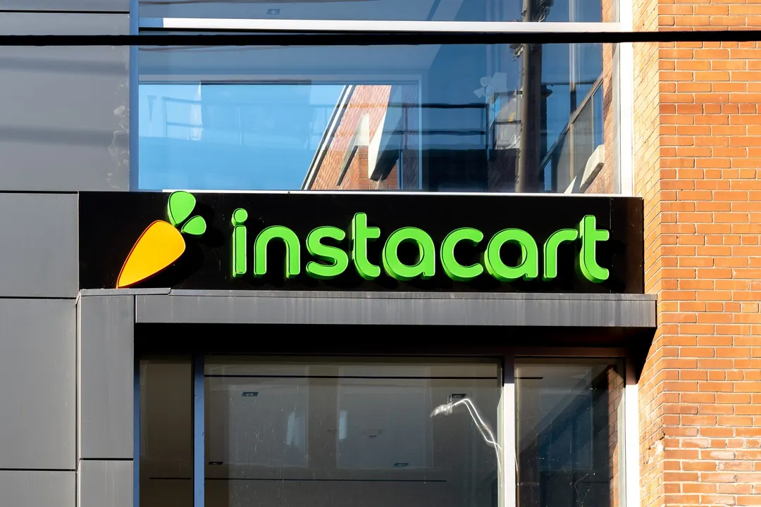 Instacart reportedly in sale talks with DoorDash and Uber