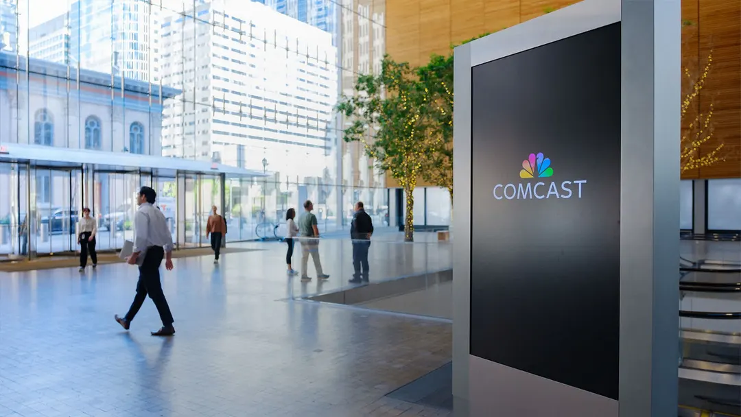 Comcast lost 144,000 broadband customers and plans layoffs as AI agents take over support