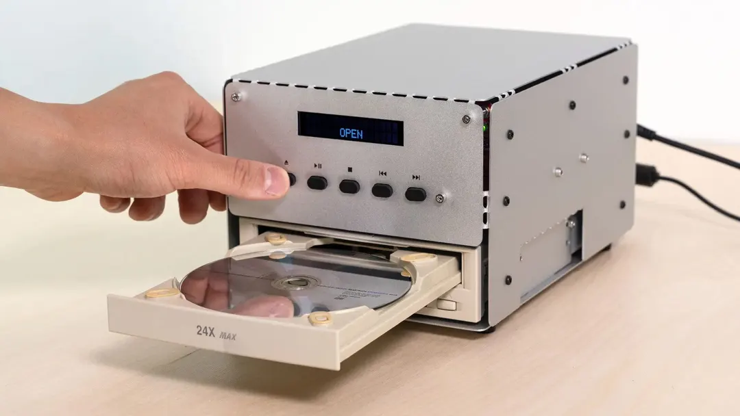 Optical drive shortage threatens repairability of new CD players
