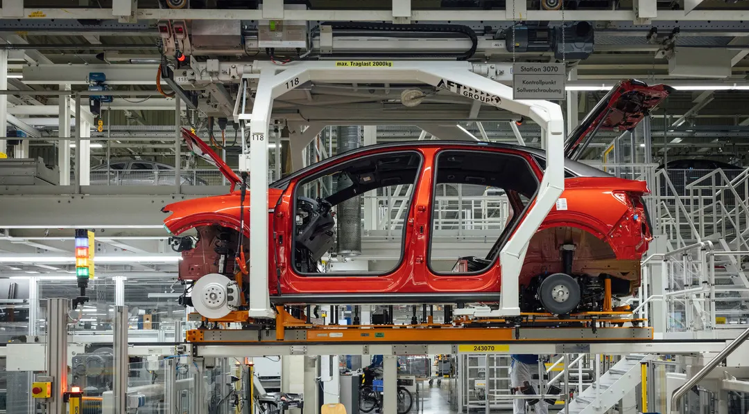 Volkswagen to start IG Metall talks Nov 24, Audi plans US factory