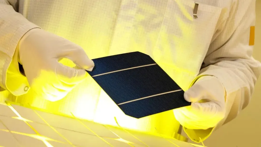 Flexible perovskite solar panels keep 92.5% efficiency after 1,044 hours