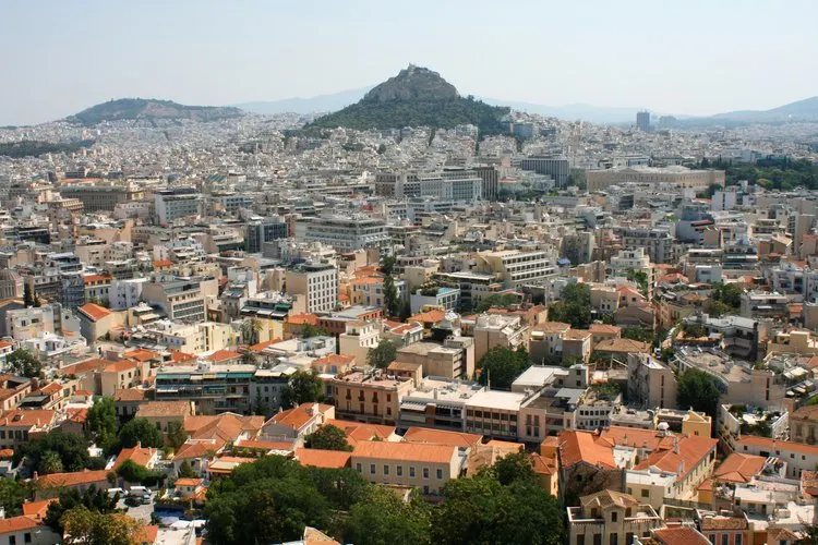 G42 signs MoU for AI infrastructure in Greece