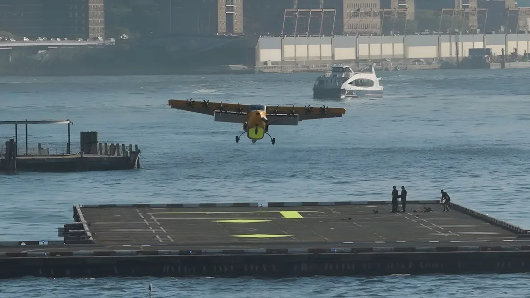 Electra hybrid-electric aircraft makes Manhattan aviation first with 150-foot takeoff
