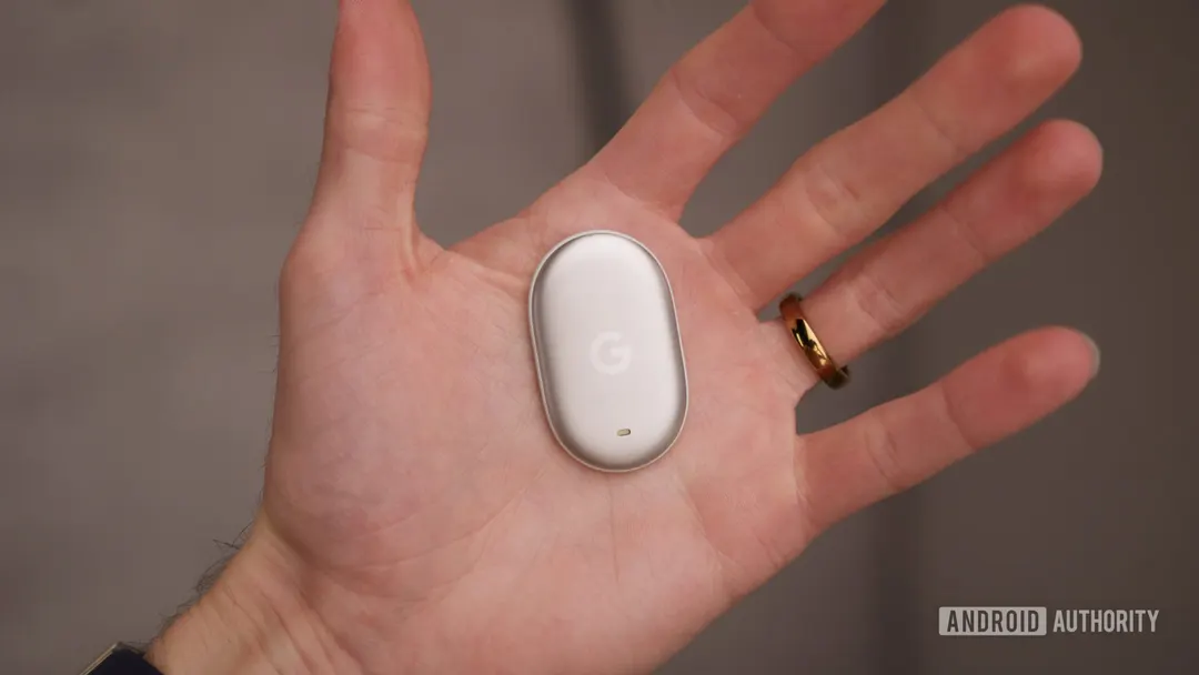Google Find Hub preps Left-Behind reminders and exclusion zones