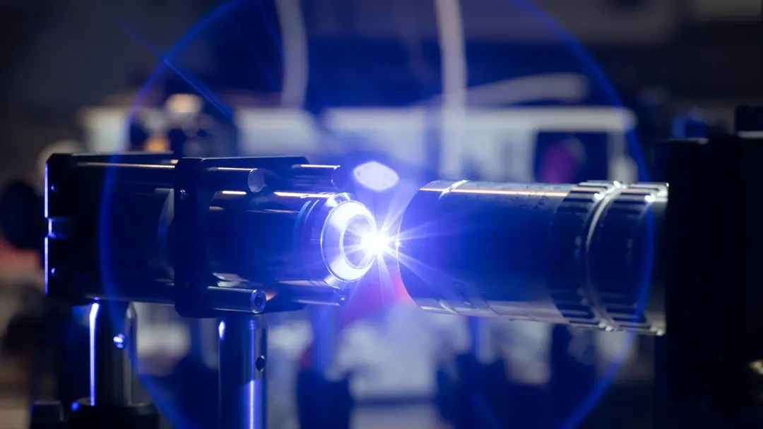 Tiny laser beam could make computer memory 1,000 times faster