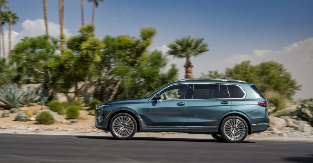 BMW iX7: brand's first 3-row electric SUV arrives in 2027