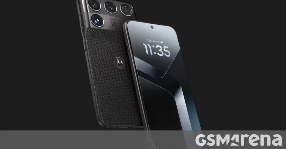 Motorola Signature 27 and Razr Flex listed by European retailer with prices