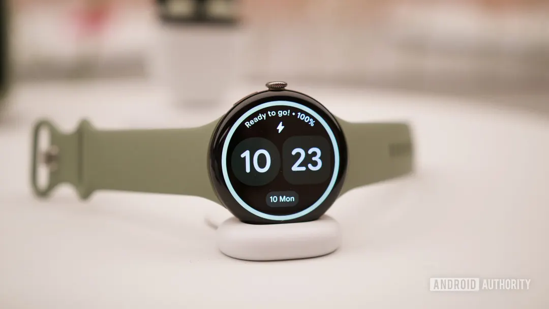 Google Pixel Watch owners report severe sudden battery drain
