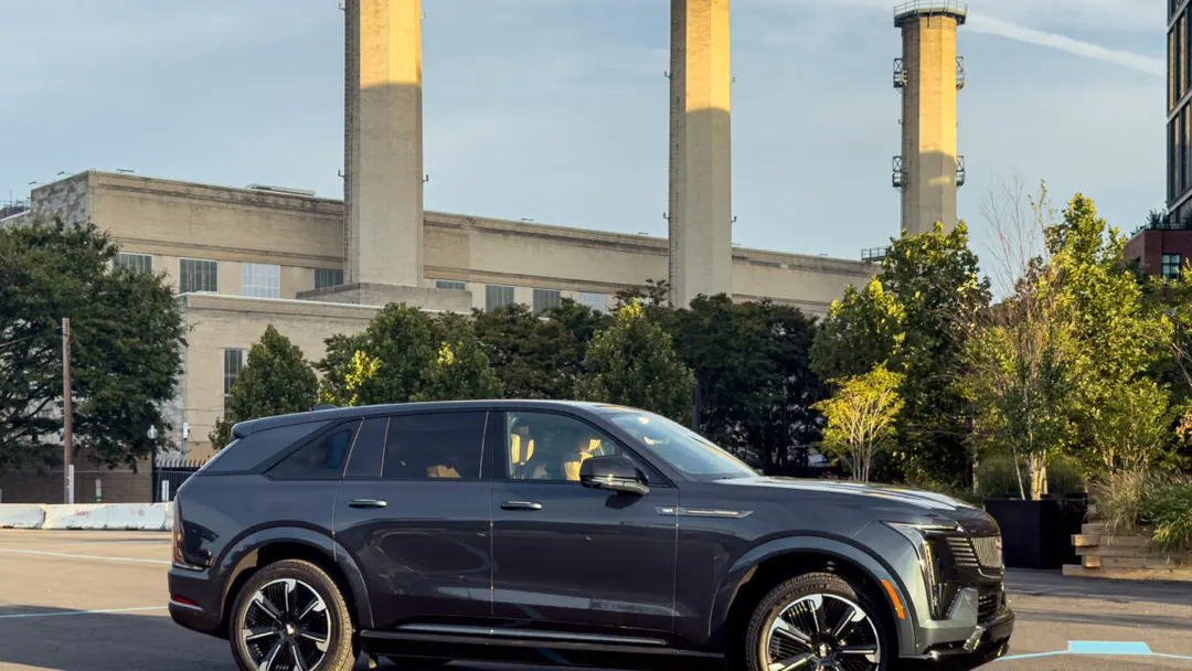 Cadillac Escalade IQ review: 4 tons of electric American luxury