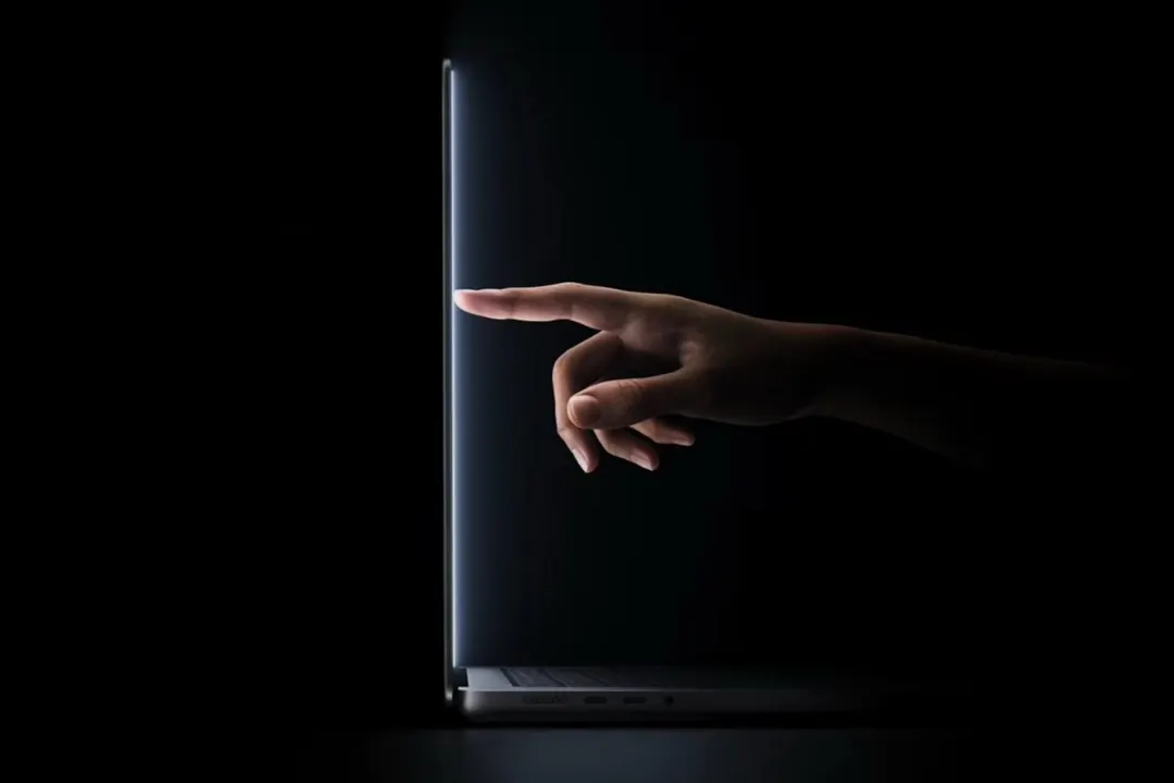 Gizmodo: touchscreen macOS feels closer to iPhone than Windows 8