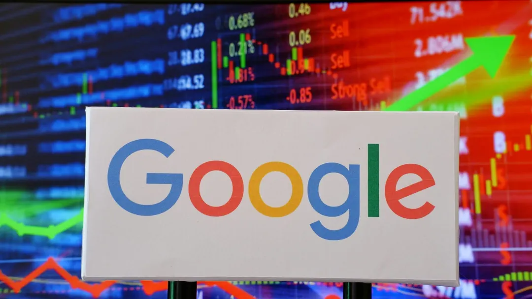 Alphabet and Reddit slides tied to AI search economics
