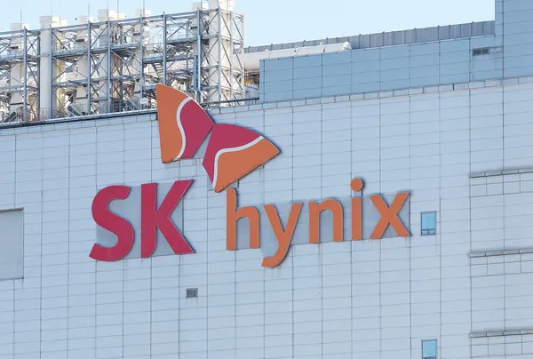 SK Hynix reshuffles president-level leadership to bolster AI memory