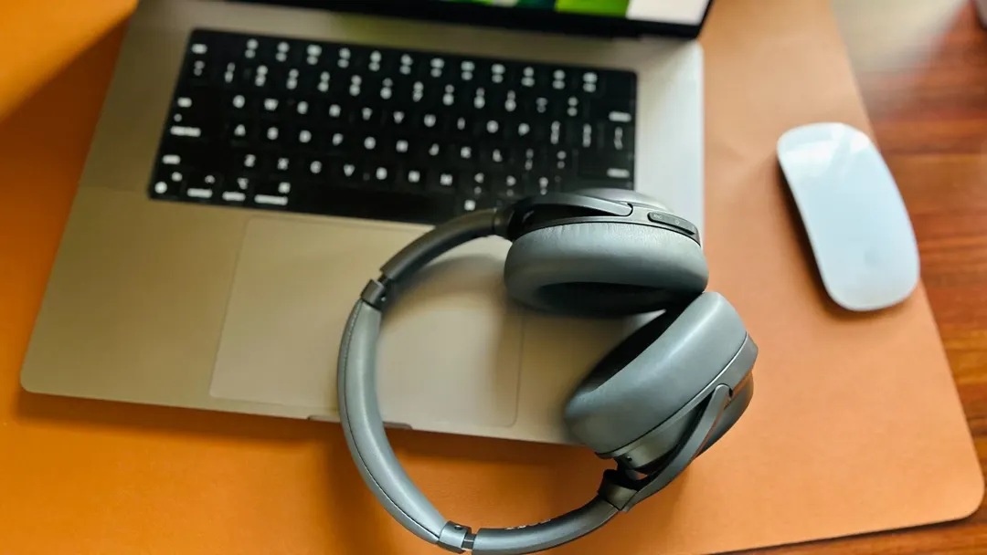 Bluetooth sniffers can expose gadget data and owner identity